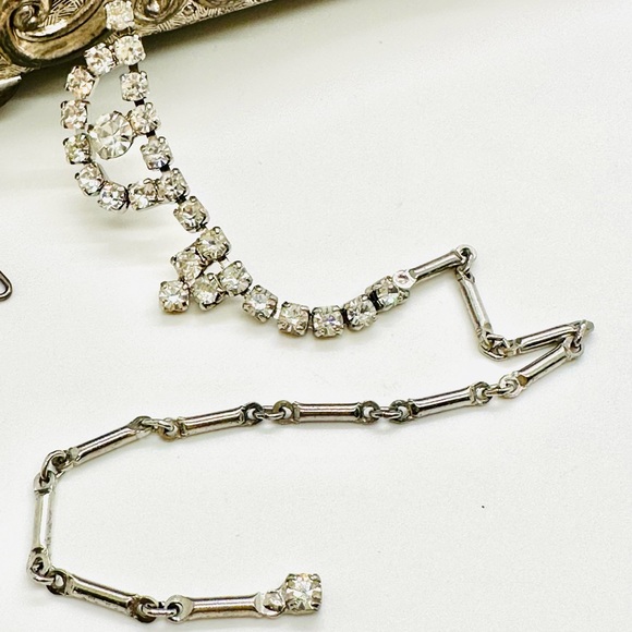 Vintage Rhinestone Jewelry Necklace Set - Picture 13 of 16